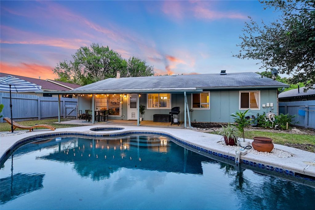 11106 Ptarmigan DR, Austin, TX 78758