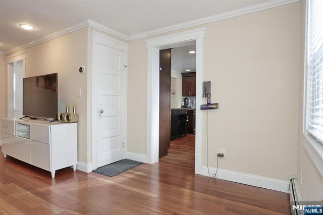 168 4th Street, Bergenfield, NJ 07621