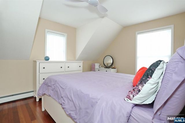 168 4th Street, Bergenfield, NJ 07621