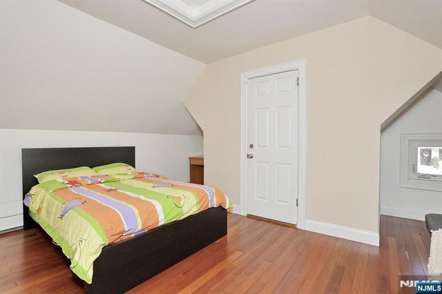 168 4th Street, Bergenfield, NJ 07621