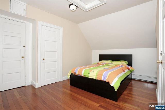 168 4th Street, Bergenfield, NJ 07621