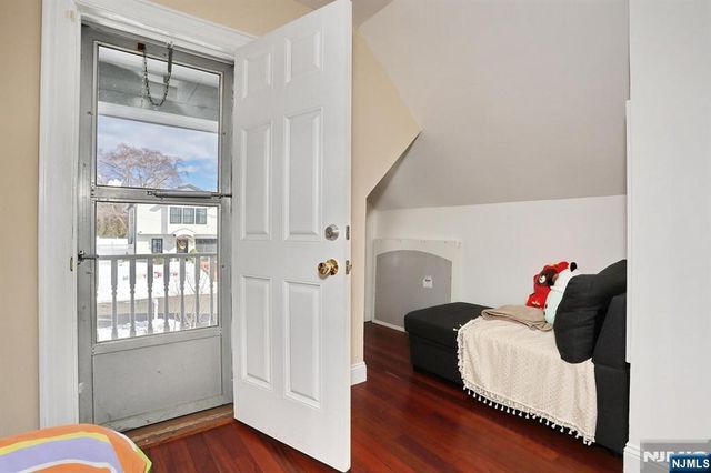 168 4th Street, Bergenfield, NJ 07621