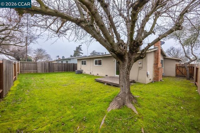 1814 Wildwood Way, Roseville, CA 95661