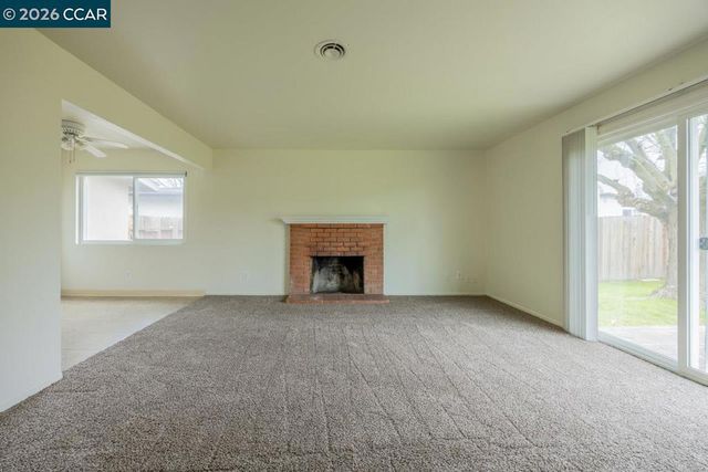 1814 Wildwood Way, Roseville, CA 95661