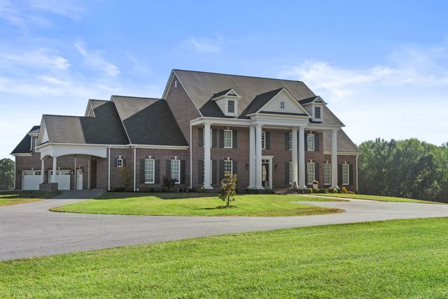 555 Williams Rd, Clarksville, TN 37043