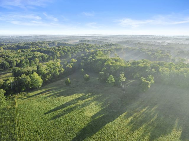 555 Williams Rd, Clarksville, TN 37043