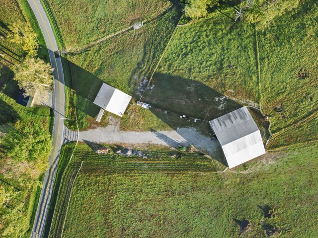 555 Williams Rd, Clarksville, TN 37043