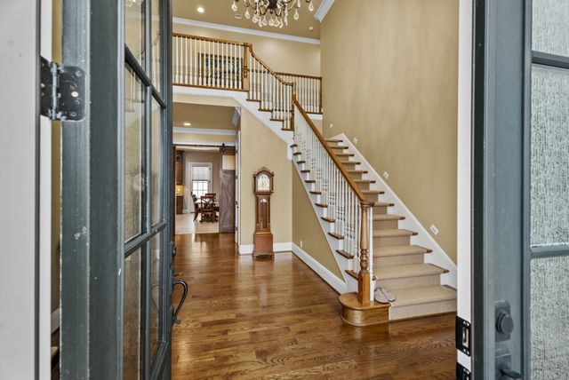 555 Williams Rd, Clarksville, TN 37043