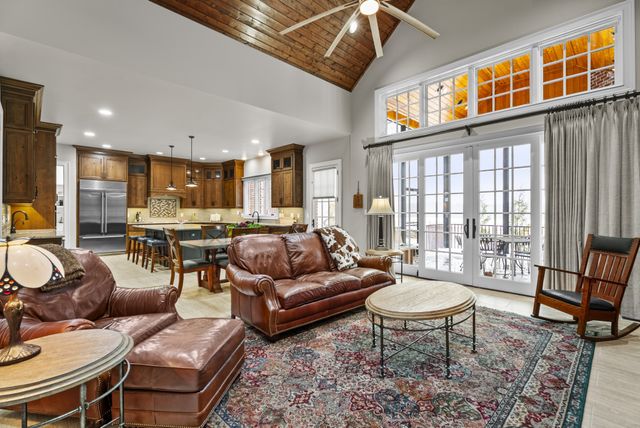 555 Williams Rd, Clarksville, TN 37043