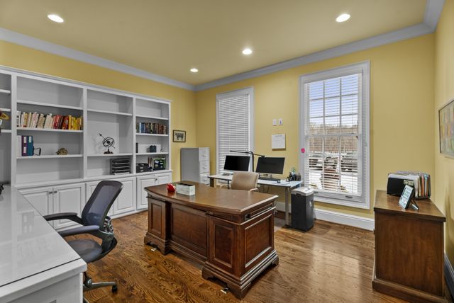 555 Williams Rd, Clarksville, TN 37043