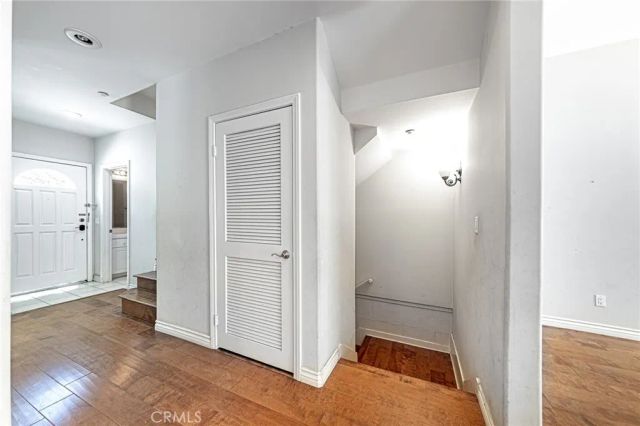 2345 Montrose Avenue 2, Montrose, CA 91020