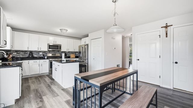 934 Derby Drive, Plano, IL 60545