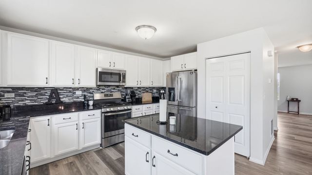 934 Derby Drive, Plano, IL 60545