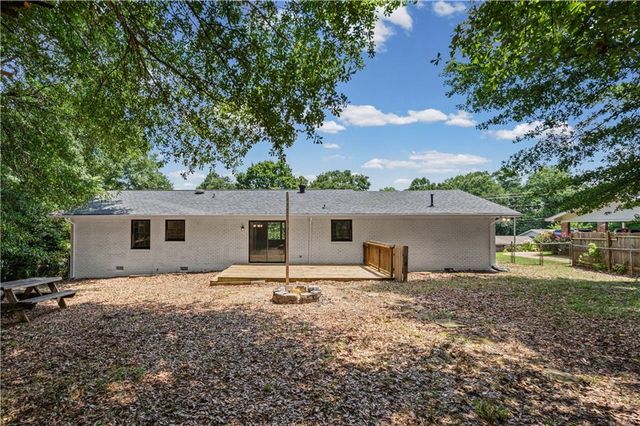3138 Esther Drive, Gainesville, GA 30504