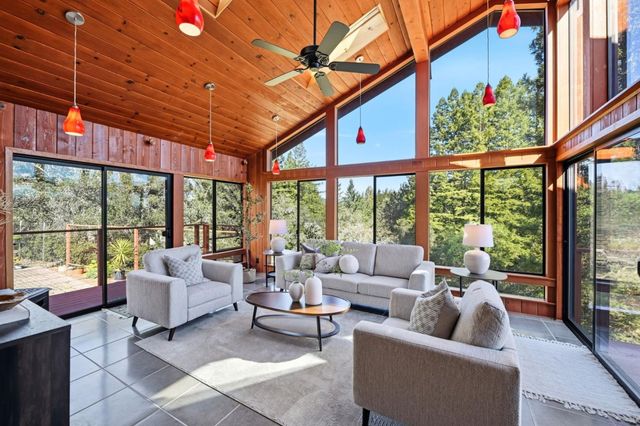 2 No Name Road, Los Gatos, CA 95033