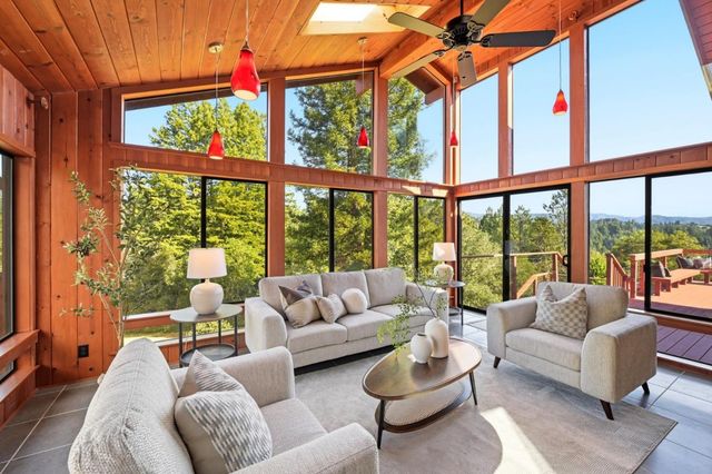 2 No Name Road, Los Gatos, CA 95033