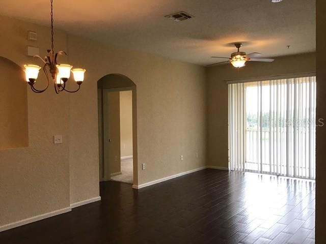 6240 CONTESSA DRIVE 303, Orlando, FL 32829