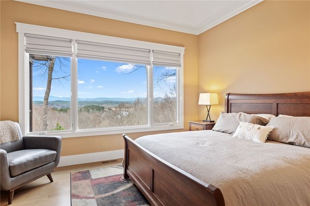 539 Cliffs Vista Parkway plus Lot 4-6, Six Mile, SC 29682