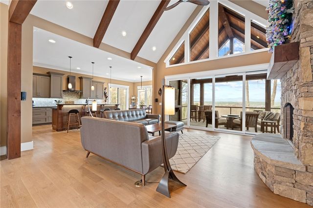 539 Cliffs Vista Parkway plus Lot 4-6, Six Mile, SC 29682