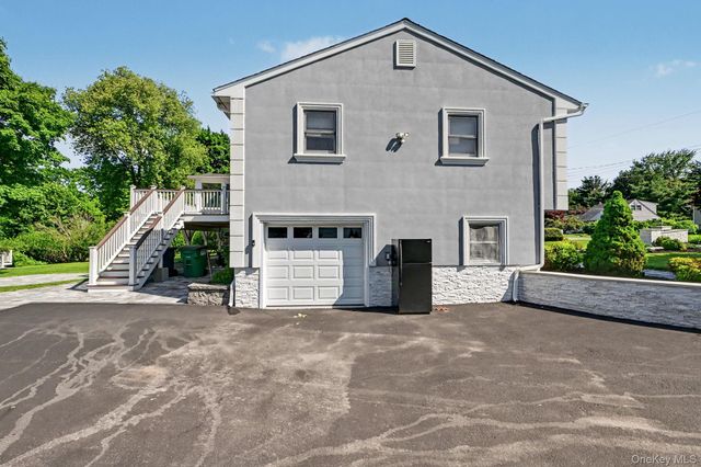 61 Friendly Road, Mahopac, NY 10541