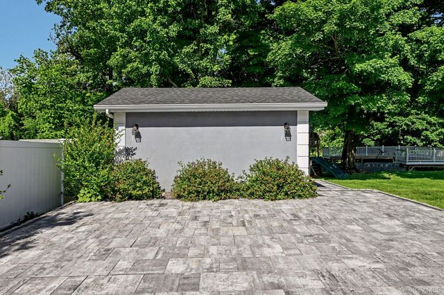 61 Friendly Road, Mahopac, NY 10541