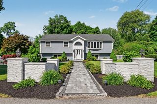 61 Friendly Road, Mahopac, NY 10541