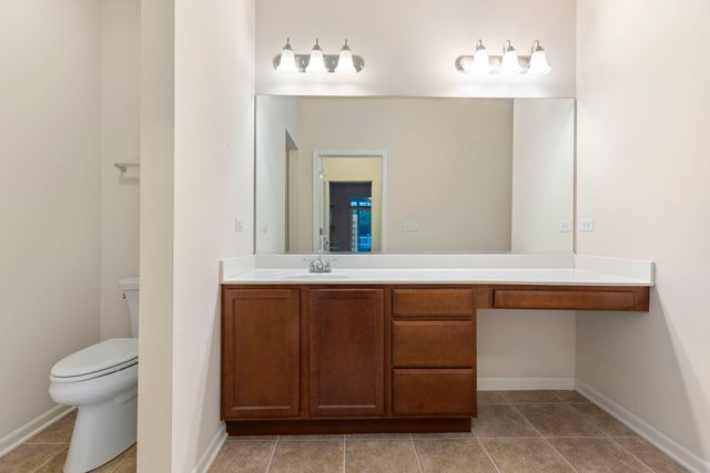 16605 S Fox Run Circle, Plainfield, IL 60586