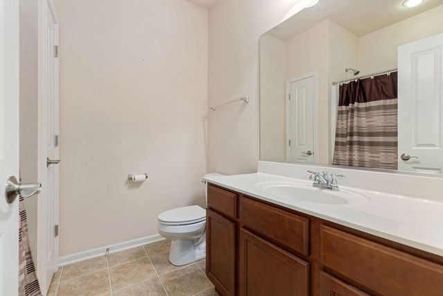 16605 S Fox Run Circle, Plainfield, IL 60586
