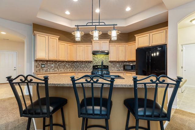 16605 S Fox Run Circle, Plainfield, IL 60586