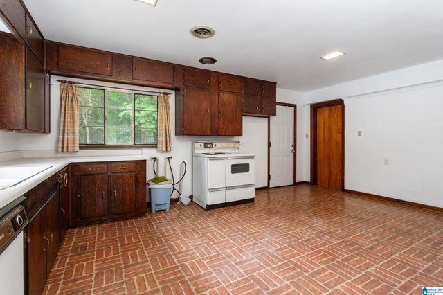 1831 ABBOTT AVENUE, Anniston, AL 36207
