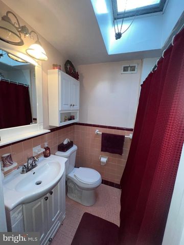 2913 GUILFORD ST, Philadelphia, PA 19152