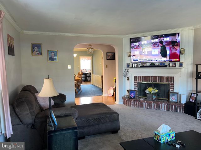 2913 GUILFORD ST, Philadelphia, PA 19152