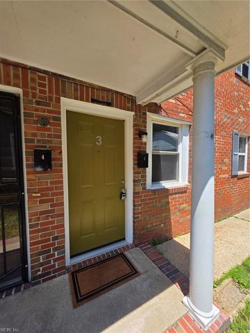 122 D View Ave Apt 3, Norfolk, VA 23503