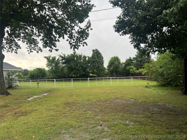20288 E Highway 9, Stigler, OK 74462