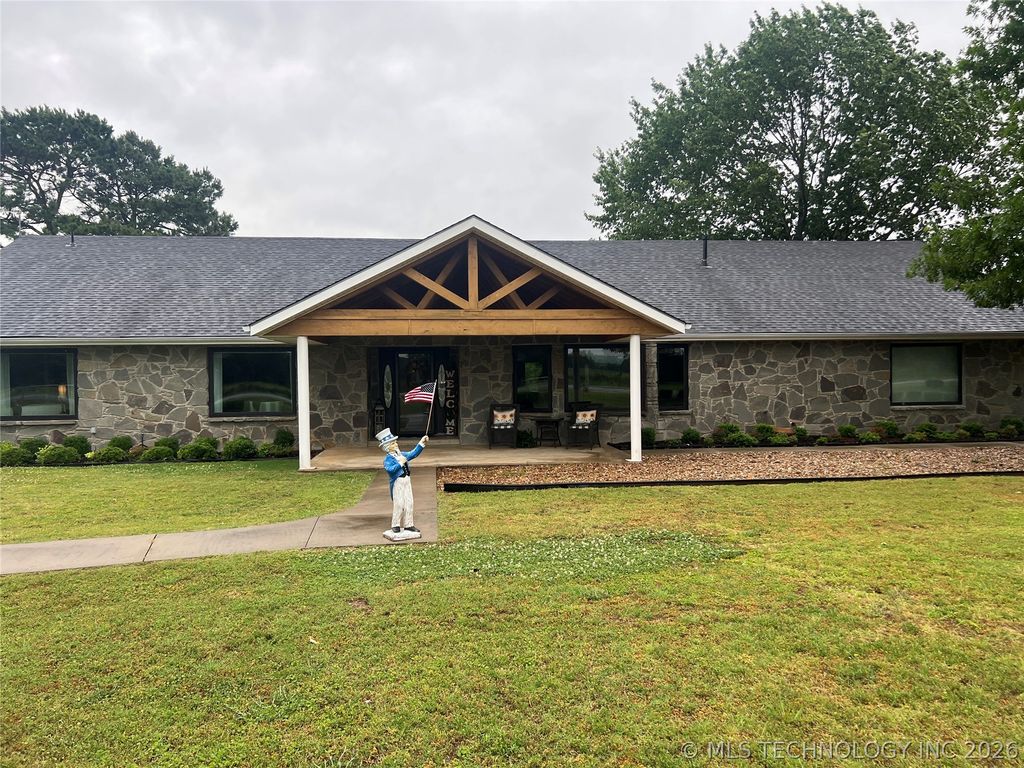 20288 E Highway 9, Stigler, OK 74462