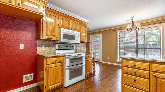 5667 Country Ridge, Fayetteville, AR 72701