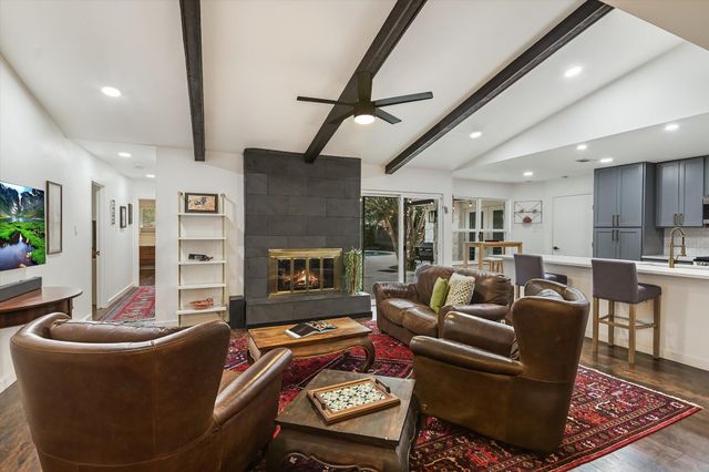 11009 Hillside Oak LN, Austin, TX 78750