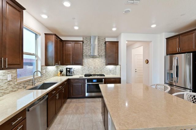 8536 Avelin Pl, El Dorado Hills, CA 95762