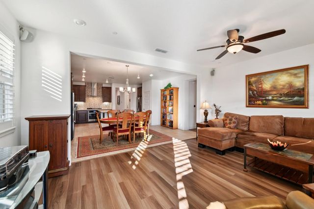 8536 Avelin Pl, El Dorado Hills, CA 95762