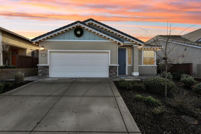 8536 Avelin Pl, El Dorado Hills, CA 95762