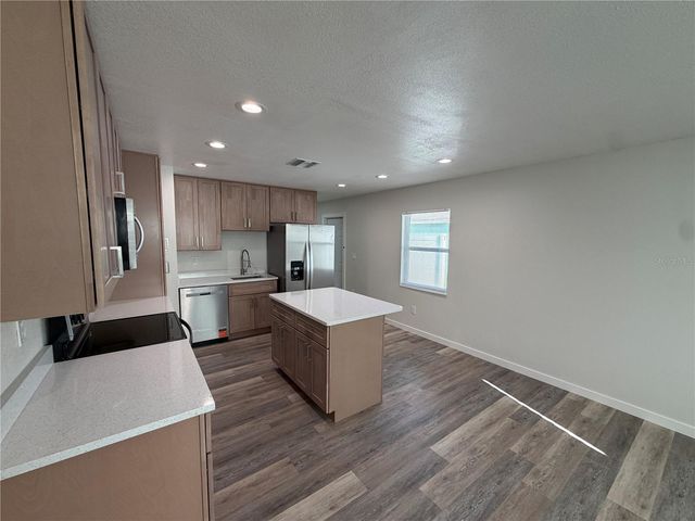 301 LESESNE STREET, Kissimmee, FL 34744