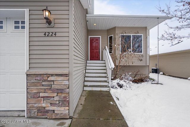 4224 N BROOKIE DR, Post Falls, ID 83854