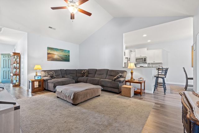 1039 Kennington Ct., Conway, SC 29526