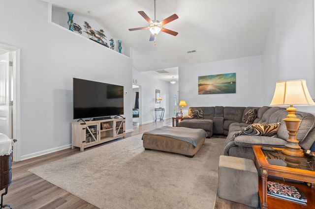 1039 Kennington Ct., Conway, SC 29526