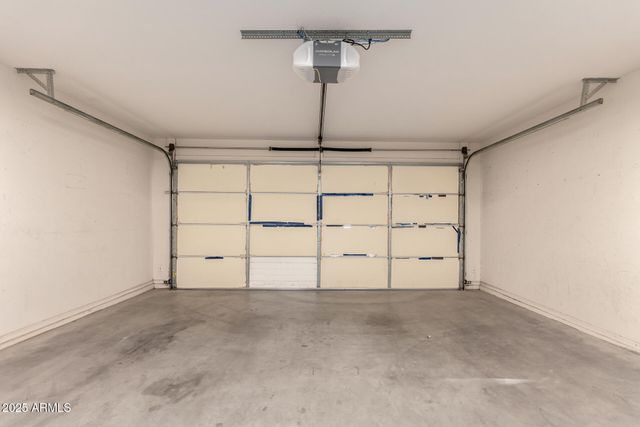 21977 N VAN LOO Drive, Maricopa, AZ 85138