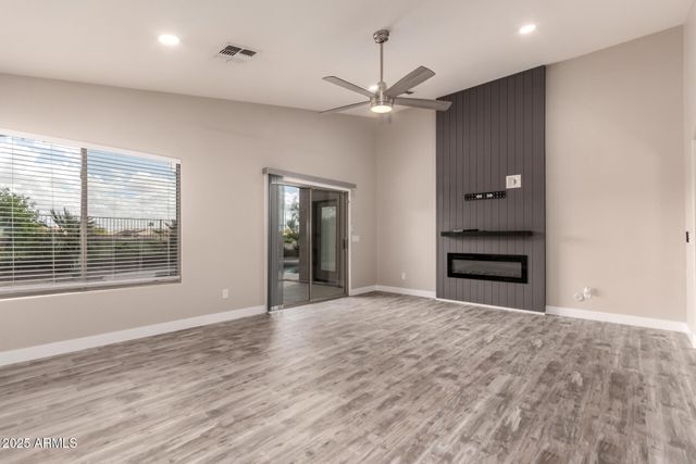 21977 N VAN LOO Drive, Maricopa, AZ 85138