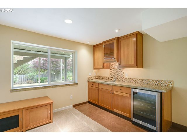 18735 Nw IDANHA St, Portland, OR 97229