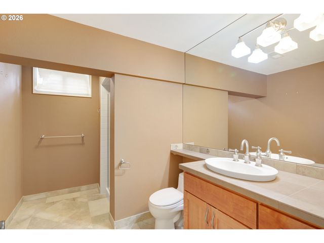 18735 Nw IDANHA St, Portland, OR 97229