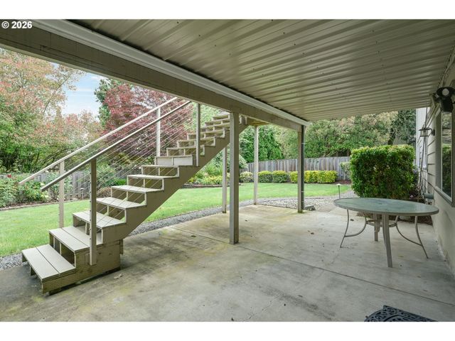 18735 Nw IDANHA St, Portland, OR 97229