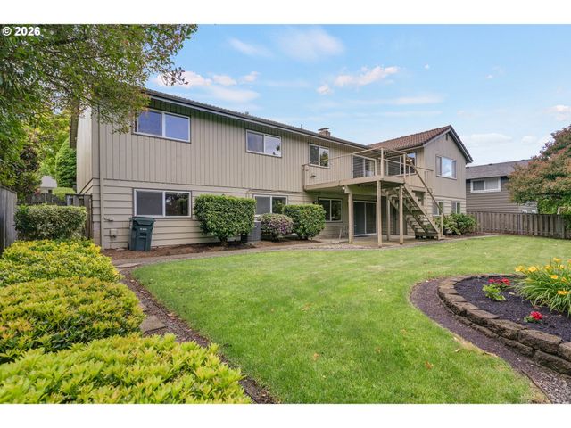 18735 Nw IDANHA St, Portland, OR 97229